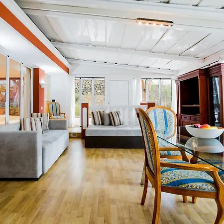 1 Liberty Suites Apartmán Costa Adeje (Tenerife)